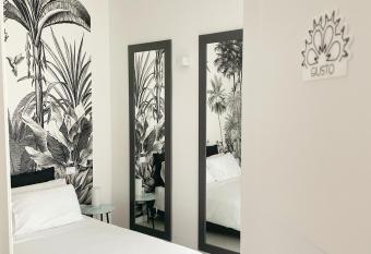 Li tre Santi has Balcony rooms