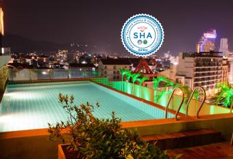 Patong Mansion - SHA Certified allows 18 year olds to book a room