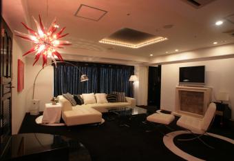 Hotel Villa Kuretake has Smoking/Balcony rooms