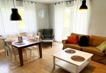 Golf & Relax 6 has Balcony rooms