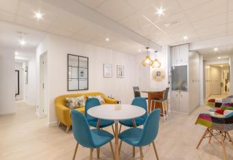 Cruces Metro Rooms allows 18 year olds to book a room