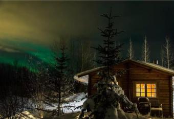 Arngrimslundur log cabin - cabin 3 has Balcony rooms