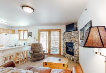 Riverview Condos has Balcony rooms