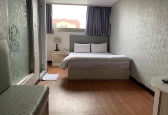 Chrysler Hotel allows 18 year olds to book a room