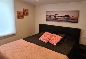 l  genhet has Balcony rooms