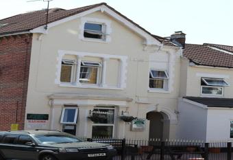 Circle Guest House Bed Only allows 18 year olds to book a room