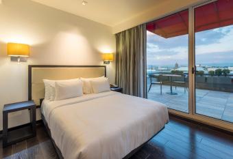 DoubleTree By Hilton Guadalajara Centro Historico, Mexico allows 18 year olds to book a room