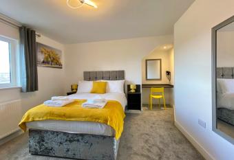 Paddington by Pureserviced allows 18 year olds to book a room