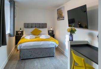 Euston by Pureserviced allows 18 year olds to book a room