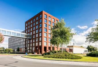 Fletcher Wellness-Hotel Helmond allows 18 year olds to book a room