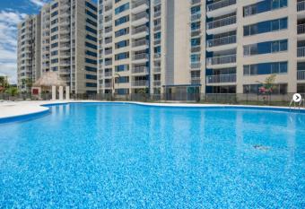 Apartamento Girardot Club House allows 18 year olds to book a room