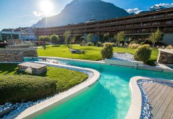 H  tel des Bains de Saillon has Balcony rooms