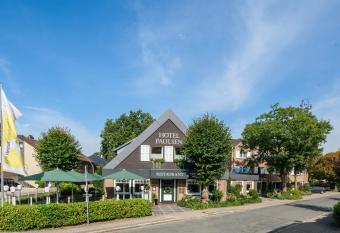 Hotel Paulsen allows 18 year olds to book a room