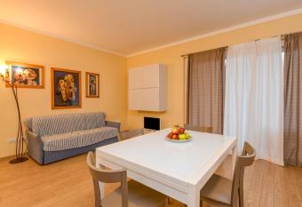 Colleincanto Appartamento Lina has Balcony rooms