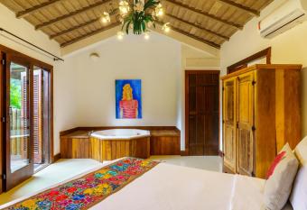 Le Village Boutique Hotel allows 18 year olds to book a room