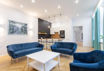 Victoria Apartment allows 18 year olds to book a room