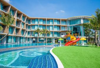 Elmas Cha Am Design Hotel has Balcony rooms