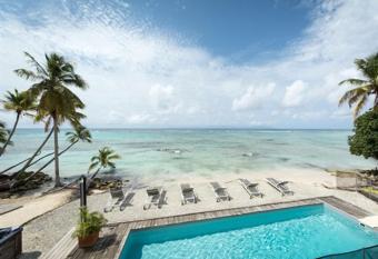 Coco Beach Marie-Galante allows 18 year olds to book a room