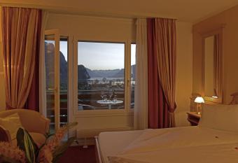 Hotel Brienz has Balcony rooms