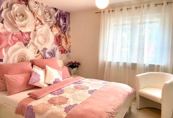 Ferienwohnung Kuhn has Balcony rooms