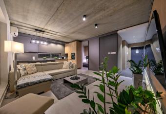 Apartamenty Jagie    y allows 18 year olds to book a room