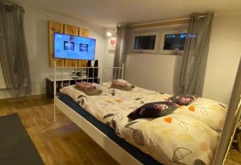 Apartamenty Ba  antowo allows 18 year olds to book a room