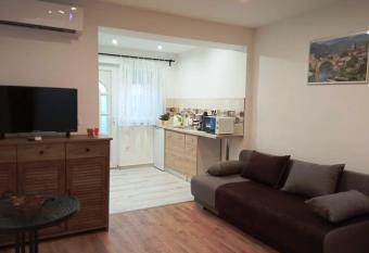   rdi Musk  tlis Vend  gh  z has Balcony rooms