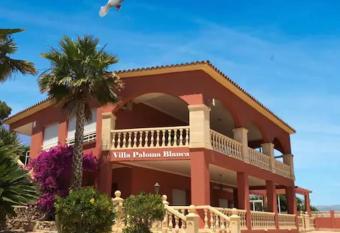 Villa Paloma Blanca allows 18 year olds to book a room