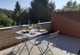 Terrasses de Malmedy Studio OSCAR 334 & Studio MARIA 330 allows 18 year olds to book a room