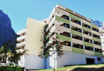 Hotel Astoria has Balcony rooms