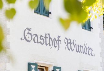 Gasthof Wunder has Balcony rooms