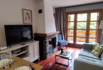 Terraza de Laball allows 18 year olds to book a room