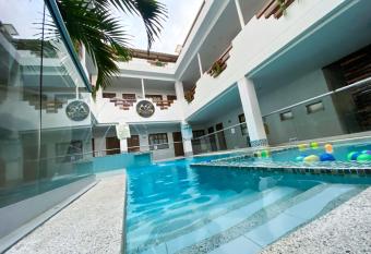 Hotel On The Rock has Balcony rooms