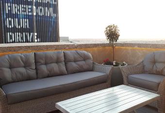 1804 Franklin 3-Bed Penthouse with Rooftop Jacuzzi has rooms with a private hot tub