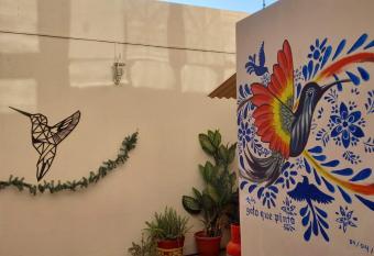 Hermosa Casa El Colibr   CEC allows 18 year olds to book a room