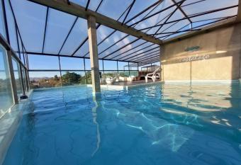 Costalago Suites has Balcony rooms