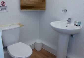 The Parkers Arms - The home of Cattlemans Steakhouse allows 18 year olds to book a room