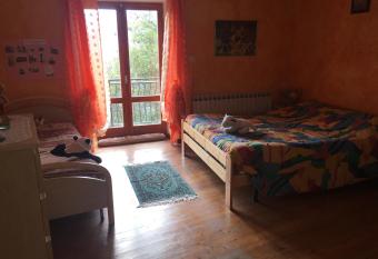 Casa Miki has Balcony rooms