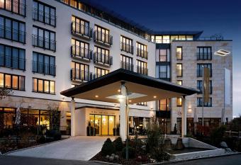 Hotel Vier Jahreszeiten Starnberg has Balcony rooms