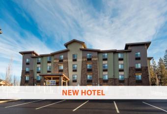 My Place Hotel-Portland East, Or allows 18 year olds to book a room