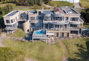 Danara Place has Balcony rooms