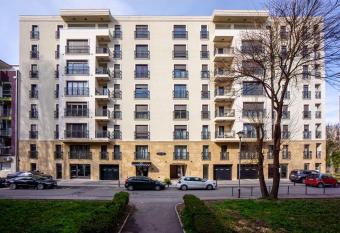 Hotel LoRa has Balcony rooms