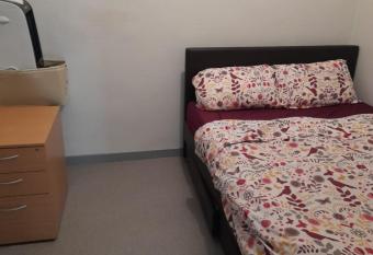 Studio Appartment allows 18 year olds to book a room