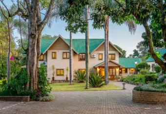Country Lane Lodge has Balcony rooms