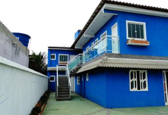 Nacif&Alcantara Su  tes allows 18 year olds to book a room