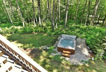 the SHACK by Killington Vacation Rentals has Balcony rooms