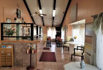 Americas Best Value Inn Arkansas City has Smoking rooms