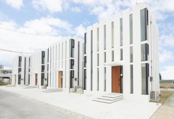 RIZOZAIZEN MOTOBU A allows 18 year olds to book a room