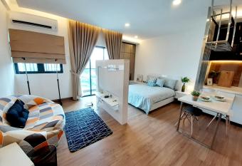 Symphony Tower Studio # 4 with balcony allows 18 year olds to book a room