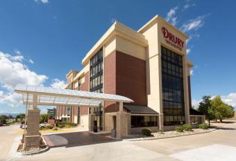 Drury Inn & Suites Denver Tech Center allows 18 year olds to book a room